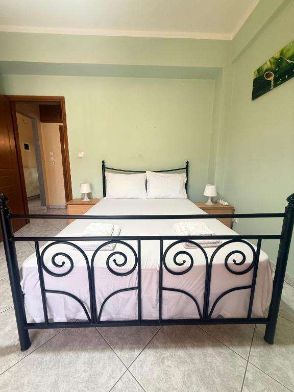 Almond House - B&B Kavála