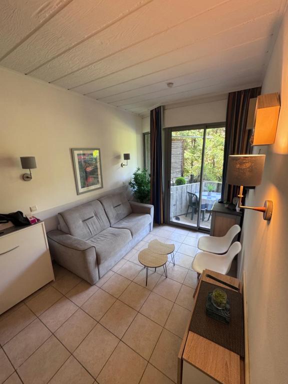 Chez Leslie et Michael - Sowell family - B&B Grospierres
