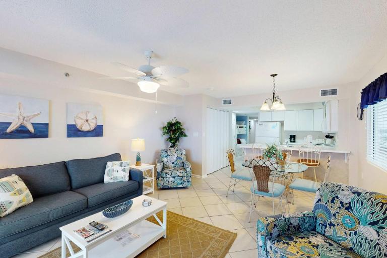 Gulf & Beachfront Condo wBalcony Central AC Shared Hot Tub Pools Free WiFi - Ferienwohnung Orange Beach