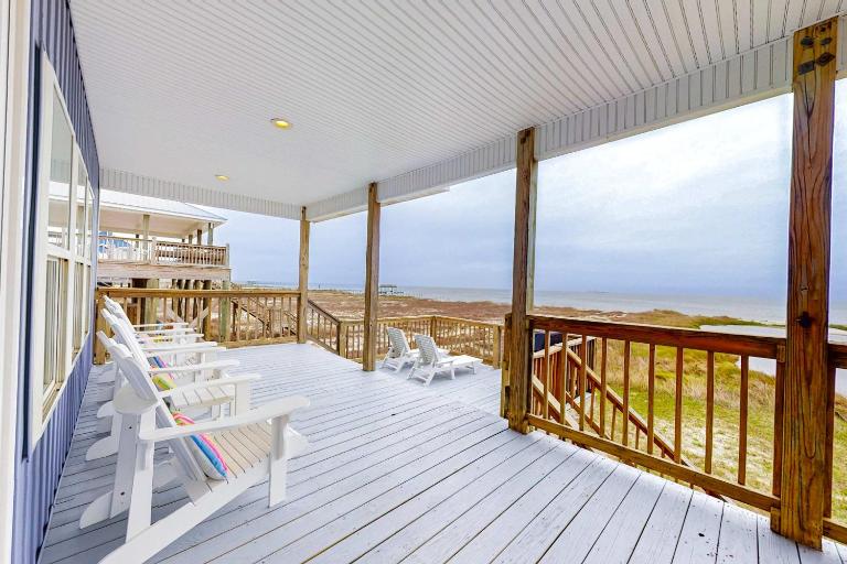 Dog-friendly waterfront home with Gulf views & private beach lagoon access - B&B Dauphin Island