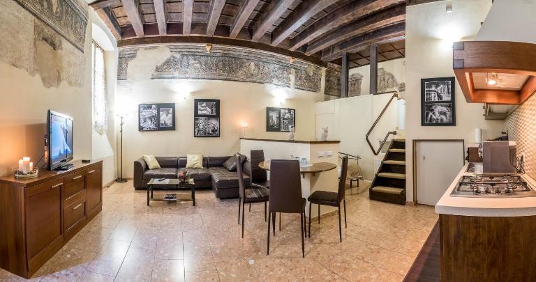 Palazzo Degli Affreschi - B&B Verona