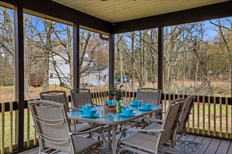 Lake Access Teepee Close to Amenities - Chambres d'hôtes Albrightsville