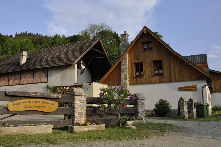 Gospodarstwo Gościnne Jesionówka - B&B Goworów