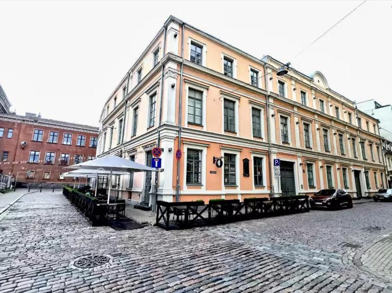 Spacious 2 bedroom apartment, Old Town Riga - B&B Riga