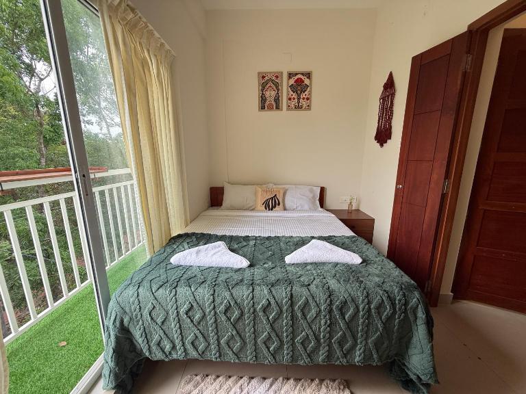 Little Retreats - Bed and Breakfast Nedumbassery