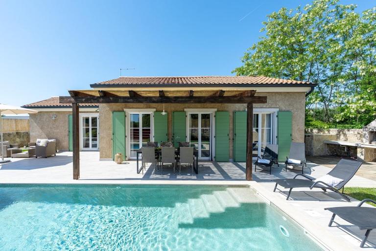 Villa Ofelia - Near Rovinj - B&B Kurili