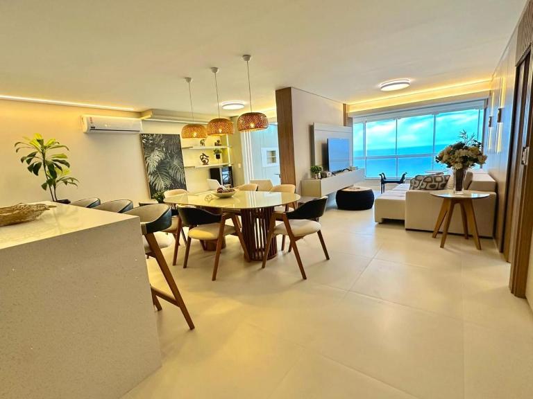 Frente Mar Luxo em BC, Vista Cinematográfica da Orla - B&B Camboriú