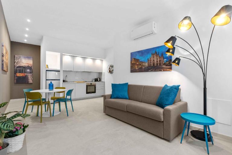 Spazioso appartamento con parcheggio privato in zona Navigli - B&B Milan
