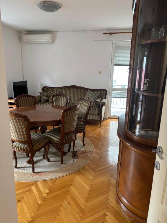 Todor - B&B Niš