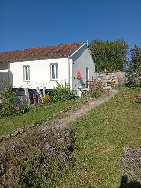 Logis des Pivoines - B&B Trézelles