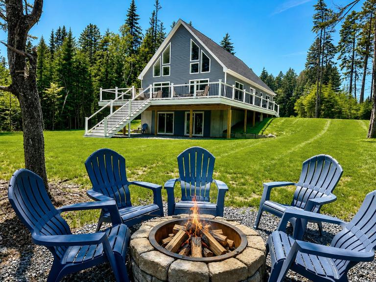 New 2023 Waterfront Home near Acadia with Hot Tub - B&B Milbridge