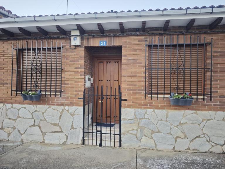Mansilla Petit Inn - Ferienwohnung Mansilla de las Mulas