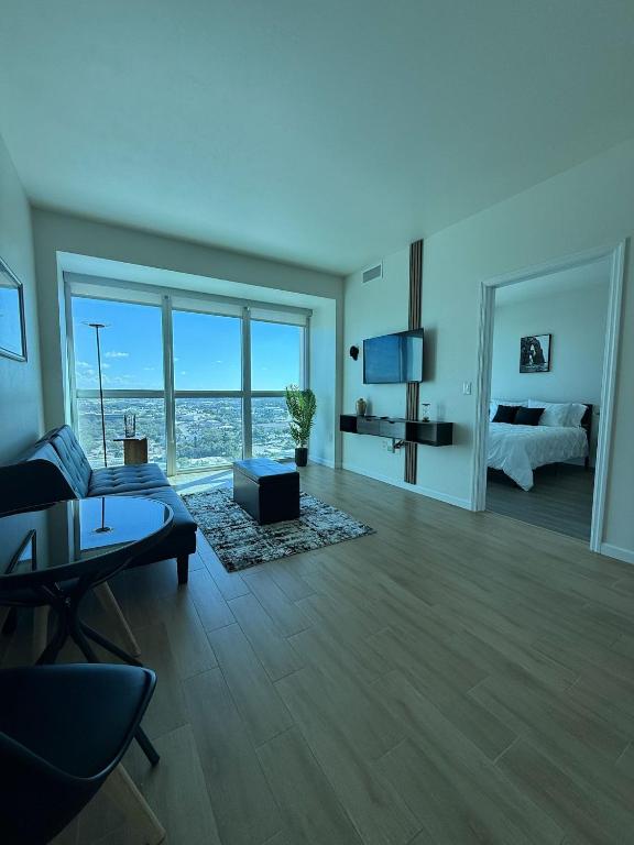 Downtown Skyline Suite- Breathtaking view - Ferienwohnung Fort Myers