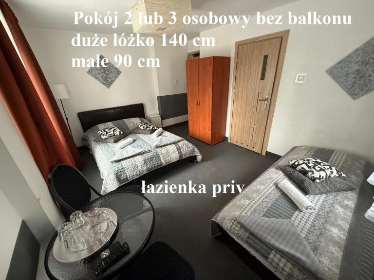 PensjonPrzyKortach Of Katynia 2A tel 603-982-654 - B&B Szczawno-Zdrój