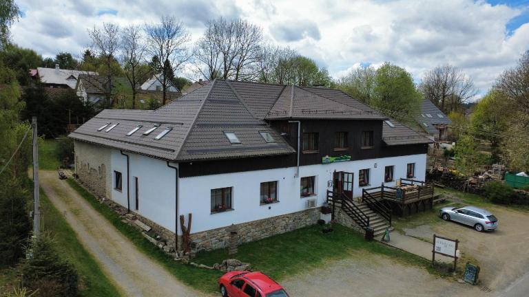 Penzion U Peňázů - B&B Tři Studně