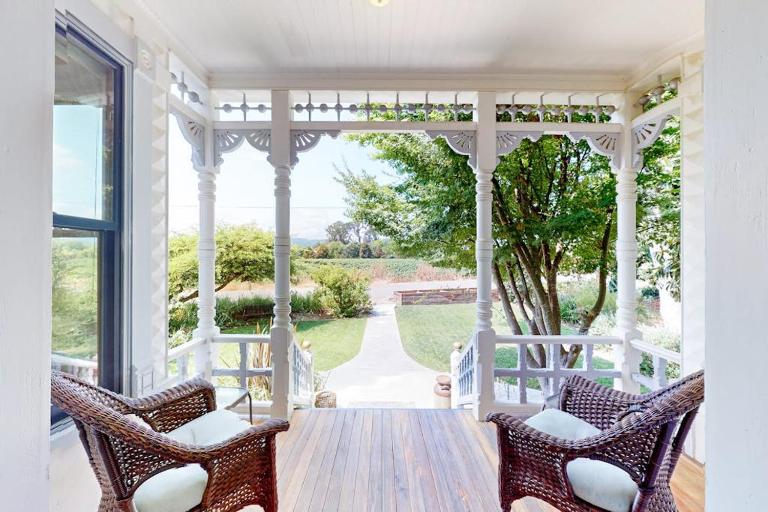 Magnolia Ranch Vineyards - B&B Healdsburg