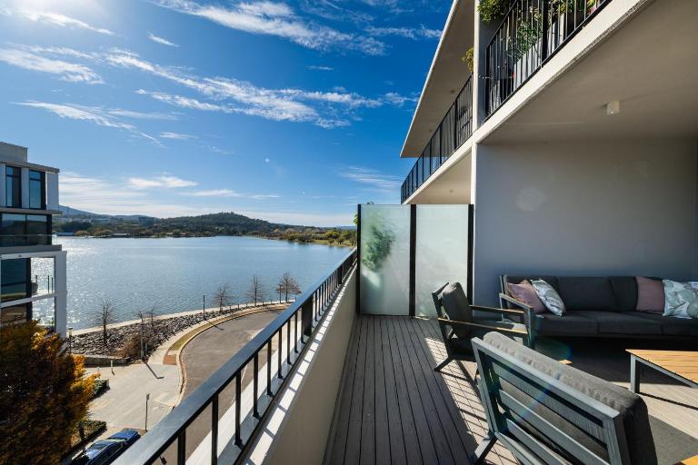 The Pier 25 Penthouse on the Foreshore - Ferienwohnung Kingston
