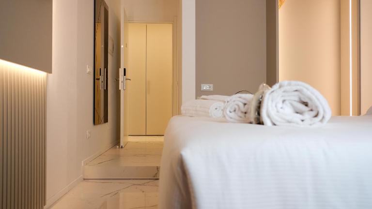 DUOMO HUB - Boutique Guest Rooms with Self Check-In - Ferienwohnung Mailand
