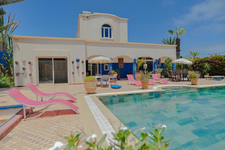 Luxury Villa with Private Pool Near Beach up 10 Guests - B&B Mirleft