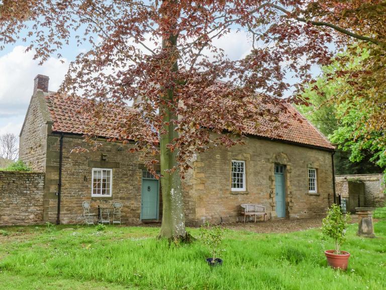 The Gardener's Cottage, Low Hall - B&B Scarborough