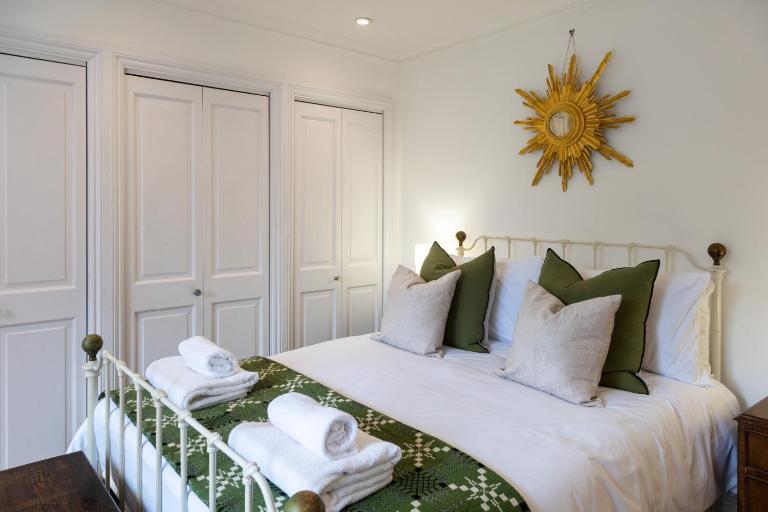 City Centre Apartment with View of Cathedral - B&B Hereford