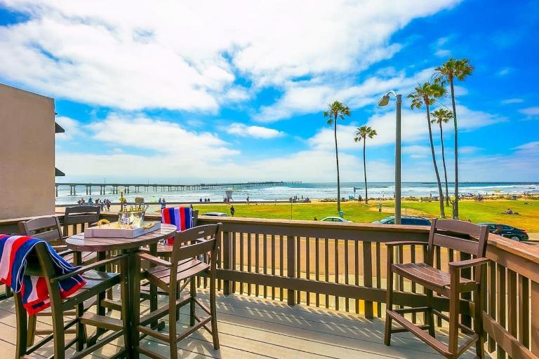 OB Pier 2 - Bed and Breakfast San Diego