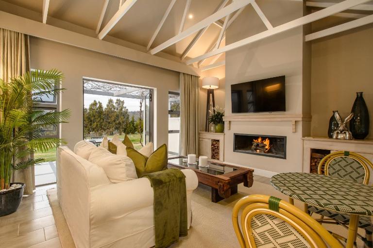 Luxury Jonker Retreat - Fireplace & Mountain Views - Chambres d'hôtes Stellenbosch