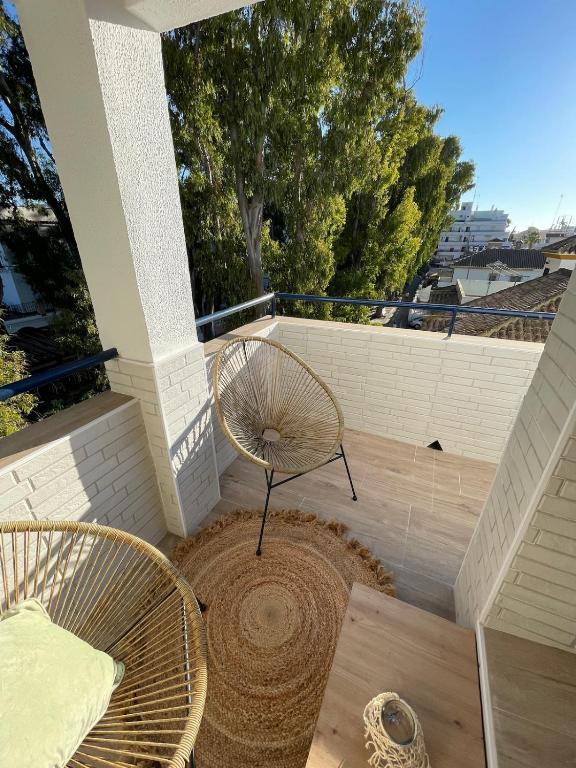 Bright Apartment with Terrace and Views - B&B Chipiona