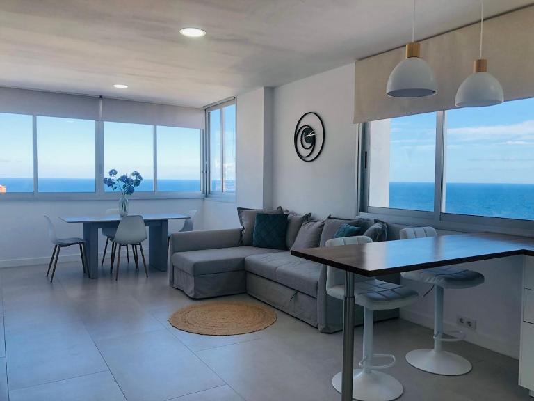 Modern Apartment with Pool in Bel Air Building - B&B Puerto de la Cruz
