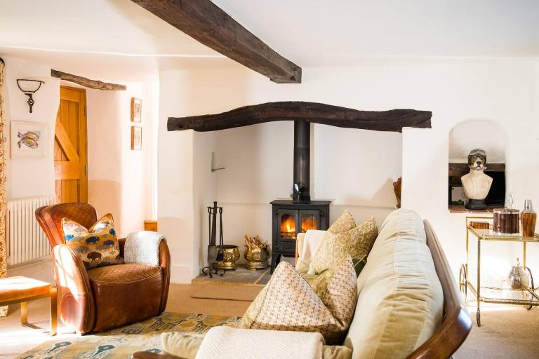 Till Cottage and Riverside Gardens nr Stonehenge - B&B Salisbury