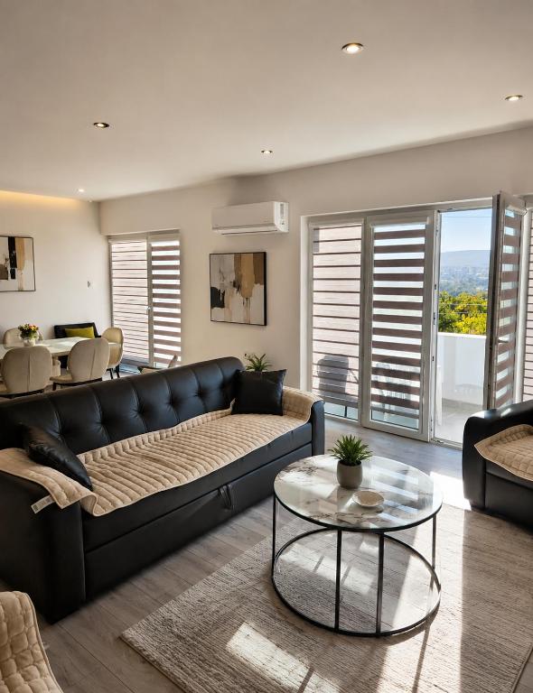 Villa Milla near Autopat e 75 - B&B Veles