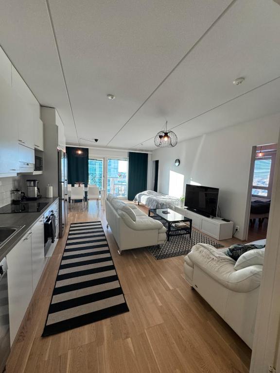 City two bedroom Sea view Sauna Warm stable Charging - Chambres d'hôtes Oulu