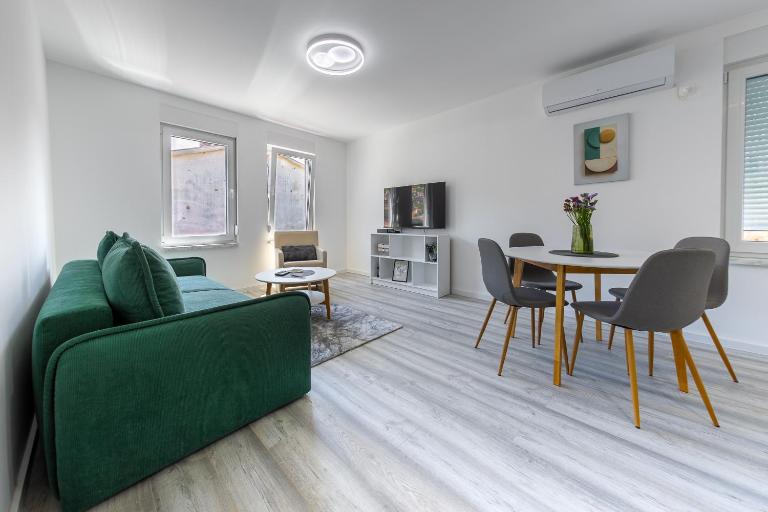 Grey Pearl Old Town with Free Parking - Chambres d'hôtes Mostar