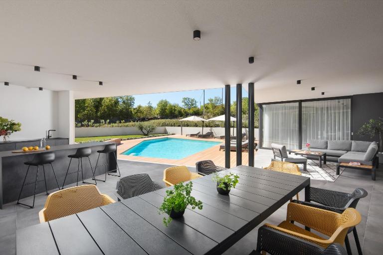 Luxury Villa H2, Total Peace, Quiet And Privacy - Chambres d'hôtes Stalije