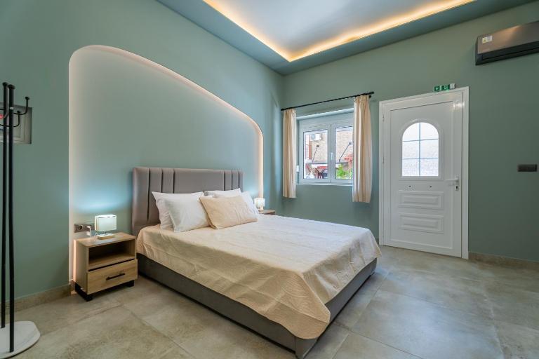 Menta Studio - fully renovated, walking distance to the sea - Chambres d'hôtes Néos Marmarás