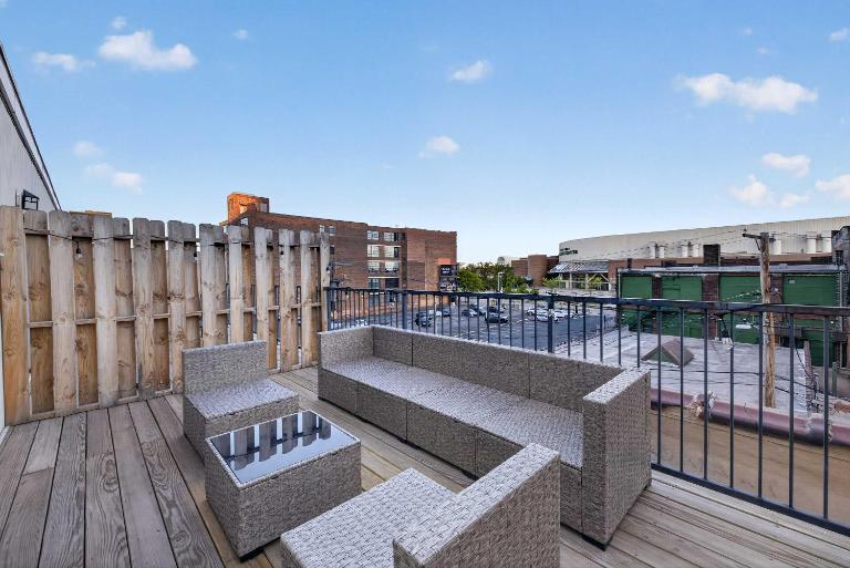 1 BR Apt in Cleveland - Bed and Breakfast Cleveland