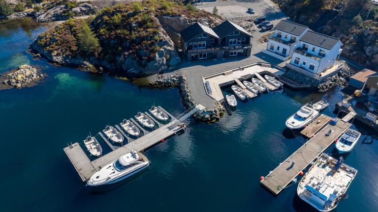 Eksklusiv Rorbu - Havblikk 1 - Båtutleie - B&B Bekkjarvik