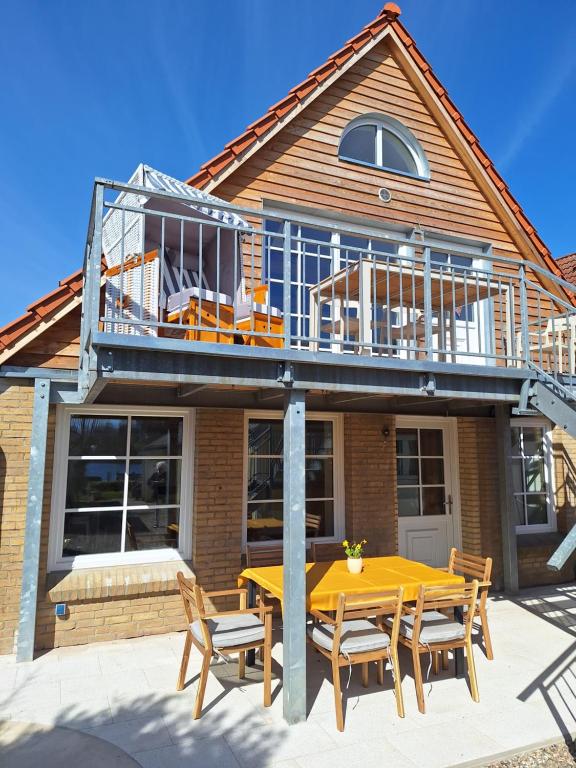 Ufergarten - Traumhafte Ferienwohnung auf privatem Wassergrundstück - Ferienwohnung Arnis
