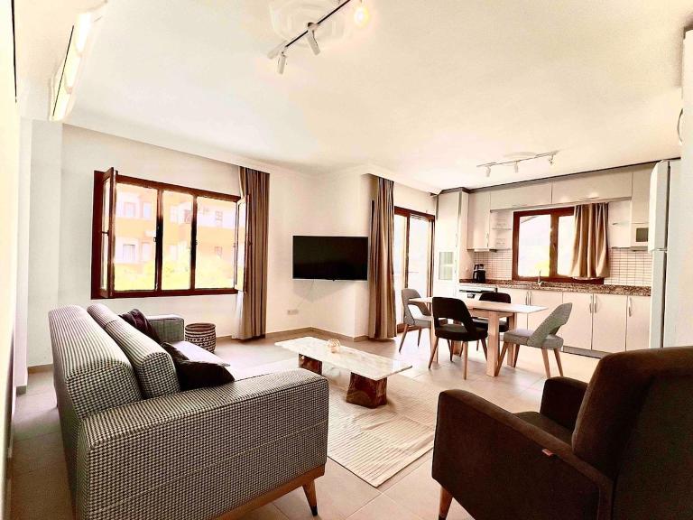 Spacious & Serene Retreat in Prime Location of Kas - Antalya - B&B Kas