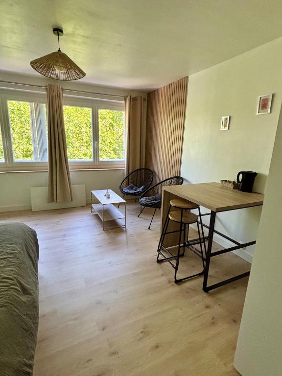 Appartement centre ville - Ferienwohnung Lisieux