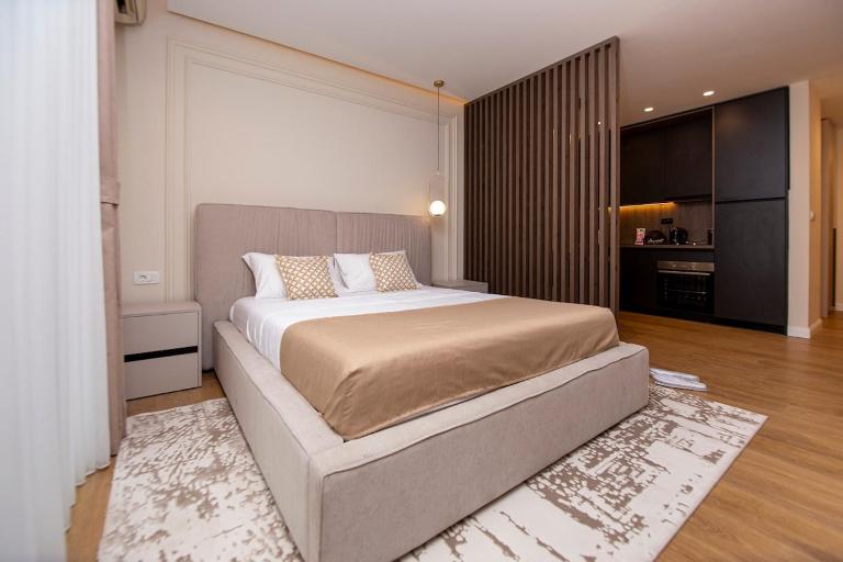 Elegant Designer's Studio - B&B Budva
