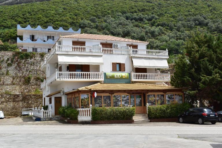 Kompleks Angjelo - B&B Lukovë