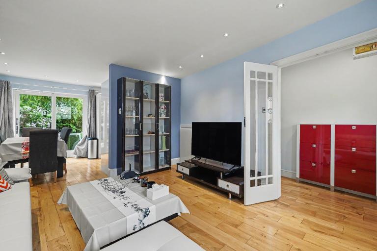 Luxe 3-Bed 2-bath Garden Townhouse Central London - B&B London