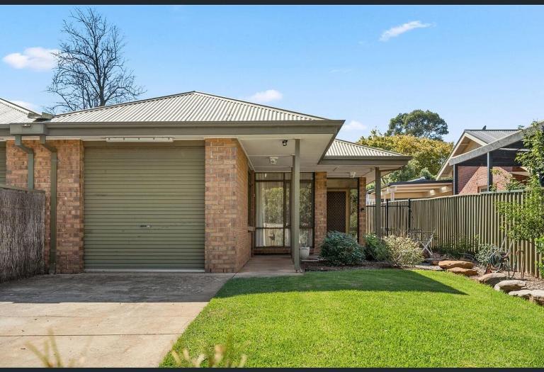 Quiet 3BR Family Home Near Adelaide CBD - Myrtle Bank - Chambres d'hôtes Kooloonong