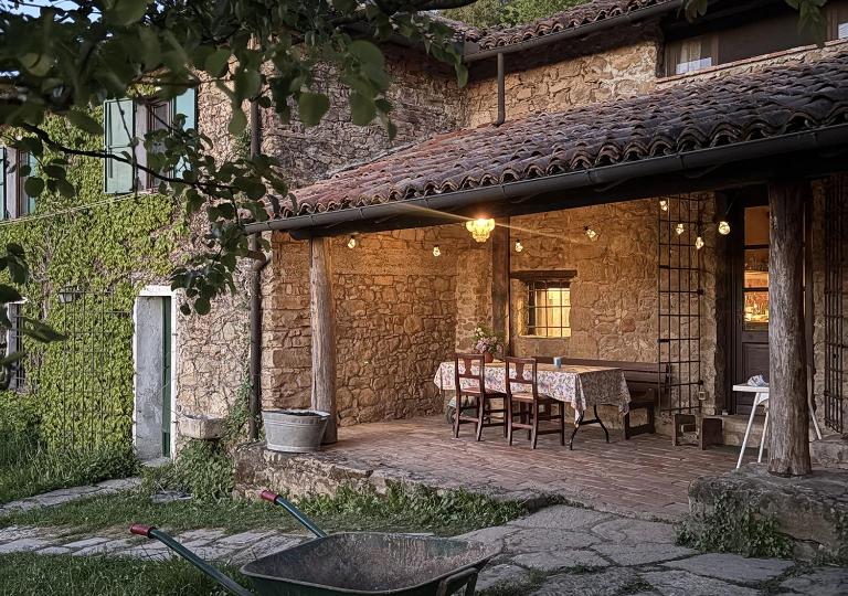 Romantic vacation home in nature, with 3 bedroooms - Ferienwohnung Carrosio