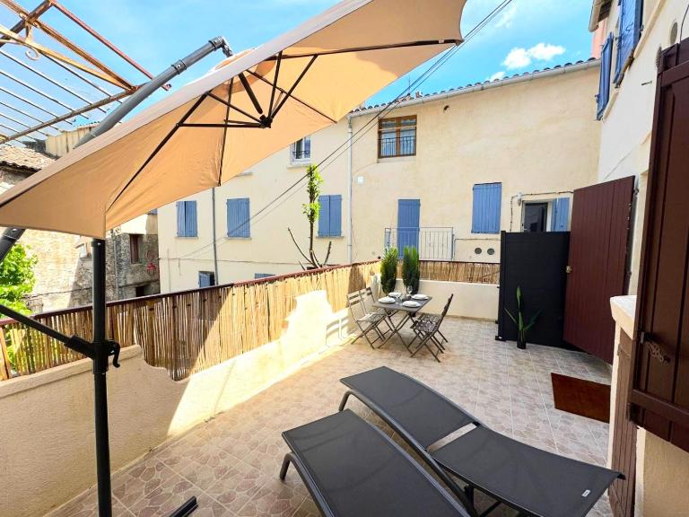 L'Escale - Appartement T2 cosy climatisé avec grande terrasse centre ville Manosque - B&B Manosque