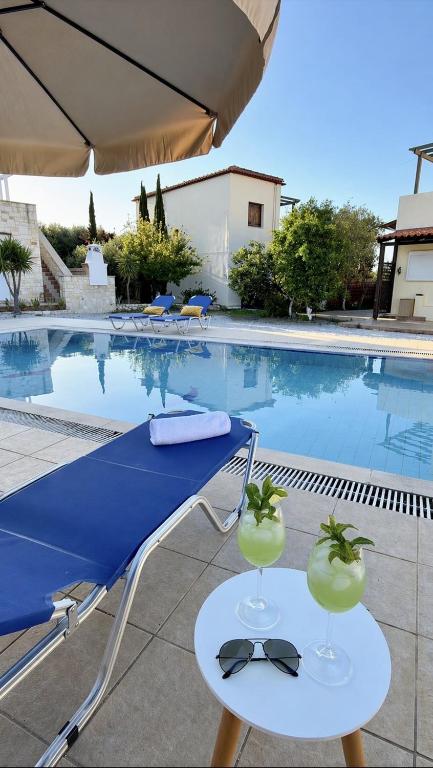 SeawoodBreeze - 3BR Family Villa with Pool, Garden & BBQ near Beach - Ferienwohnung Tavronítis