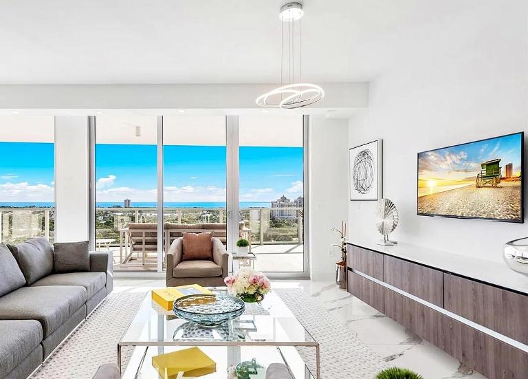 Elegant Four-Bedroom Penthouse with Ocean Views - Chambres d'hôtes Fort Lauderdale