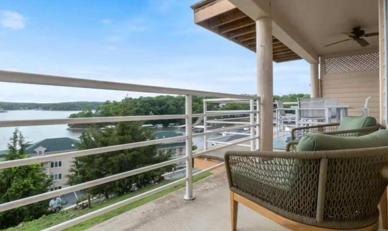 Emerald Bay Unit 1B - B&B Lake Ozark