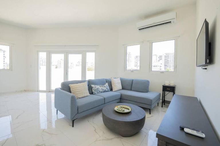 San Juan Walking Distance To The Beach PH402 - B&B San Juan